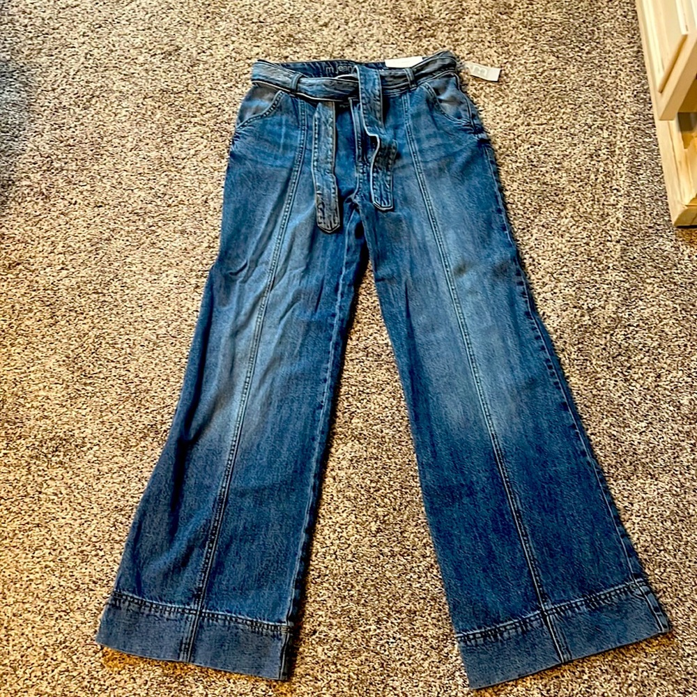 Wide leg trouser jeans with belt